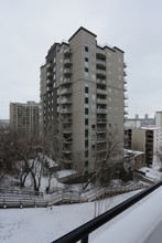 Vivacity One in Edmonton, AB - Building Photo - Building Photo