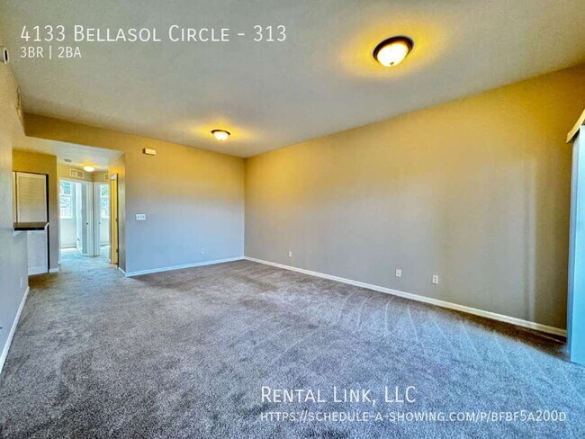 4133 Bellasol Cir in Ft. Myers, FL - Building Photo - Building Photo