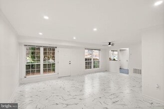 1949 Kennedy Dr in McLean, VA - Building Photo - Building Photo