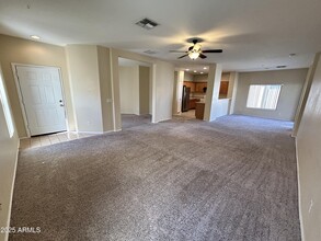 13768 W Country Gables Dr in Surprise, AZ - Building Photo - Building Photo