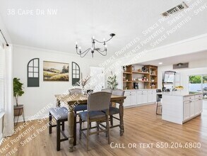 38 Cape Dr NW in Fort Walton Beach, FL - Building Photo - Building Photo