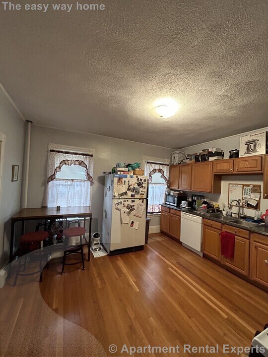578 Main St in Medford, MA - Building Photo
