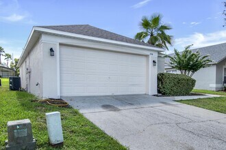236 Langham Dr in Davenport, FL - Building Photo - Building Photo