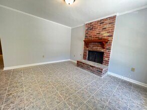 7123 Meadow Park Ave in Baton Rouge, LA - Building Photo - Building Photo