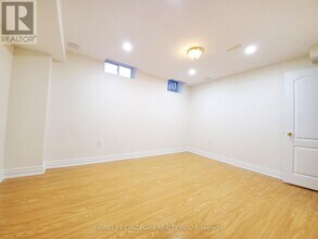 61 Albert Roffey Crescent in Markham, ON - Building Photo - Building Photo