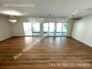 8401 Stillbrook Ave in Tampa, FL - Building Photo - Building Photo