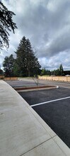 1167 NW Michelbook Ln in McMinnville, OR - Building Photo - Building Photo
