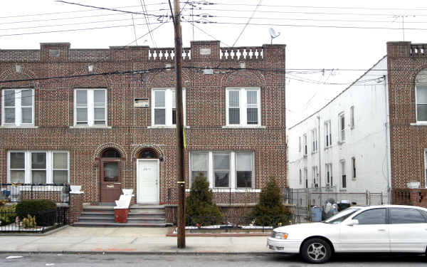 2311 E 22nd St in Brooklyn, NY - Building Photo