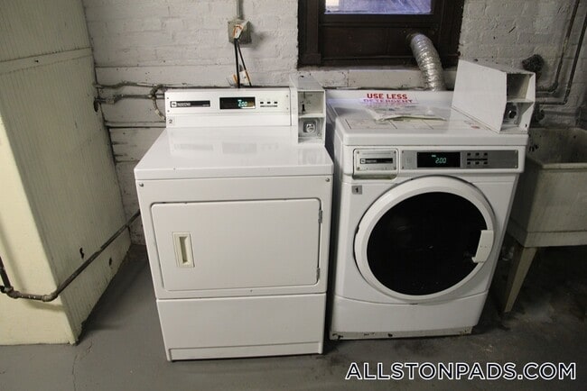 1334 Commonwealth Ave, Unit 26