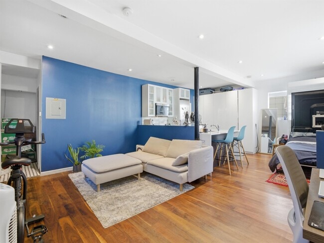 158 New York Ave in Jersey City, NJ - Building Photo - Building Photo