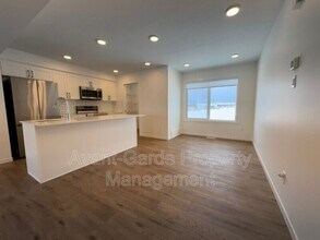 16 AB-16 in Spruce Grove, AB - Building Photo - Building Photo