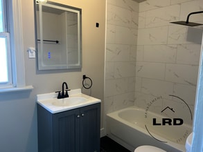 251 W 115th St in Chicago, IL - Foto de edificio - Building Photo