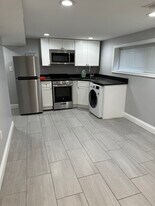 647 Girard St NE, Unit BSMT