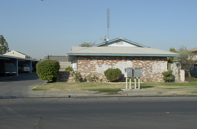 2328-2332 Martin Luther King Jr Blvd in Fresno, CA - Building Photo - Building Photo