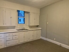 1204 N Church St in Decatur, IL - Building Photo - Building Photo