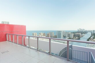 2600 E Hallandale Beach Blvd, Unit T3307 in Hallandale Beach, FL - Building Photo - Building Photo