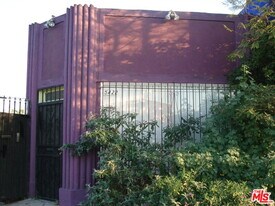 5422 Washington Blvd in Los Angeles, CA - Building Photo