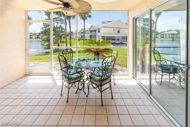 774 Wiggins Lake Dr in Naples, FL - Building Photo - Building Photo