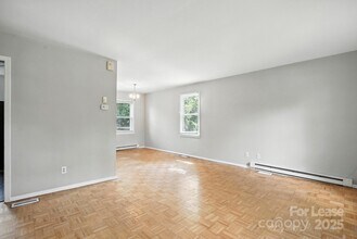 701 Gaywood Dr in Charlotte, NC - Building Photo - Building Photo