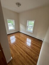 10 Jerome Ave, Unit 3 in Belleville, NJ - Building Photo - Building Photo