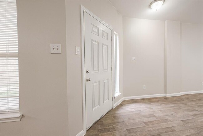 10049 Sharpton Dr in Houston, TX - Building Photo - Building Photo