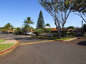 Honokowai Plantation Inn & Apartments in Lahaina, HI - Foto de edificio - Building Photo