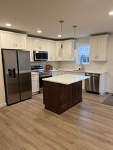 213 W 2nd St in Hummelstown, PA - Foto de edificio - Building Photo