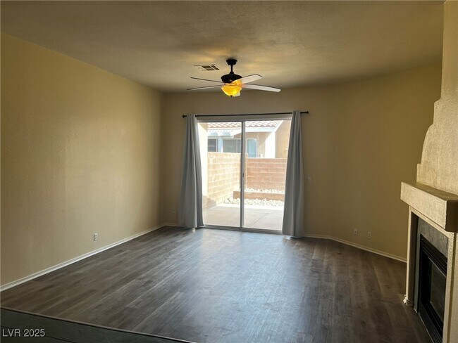 property at 2854 Red Rooster Ct