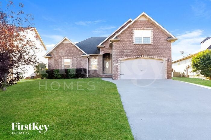1165 Chinook Cir in Clarksville, TN - Building Photo