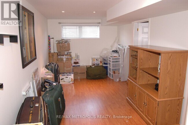 619 Wild Ginger Ave in Waterloo, ON - Building Photo - Building Photo