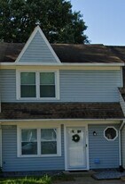 1807 Carrollwood Cmn in Chesapeake, VA - Building Photo