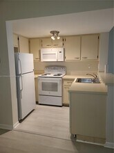8615 NW 5th Terrace in Miami, FL - Building Photo - Building Photo