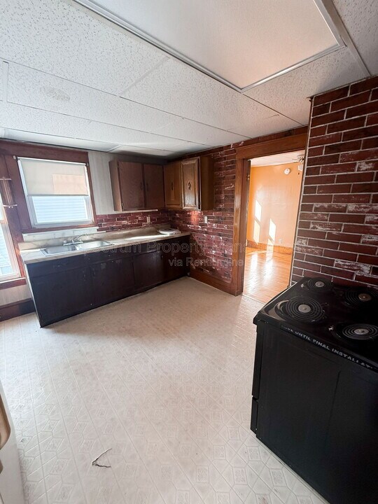 47 Halifax St in Winslow, ME - Building Photo