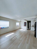 3219 SW 25th Ter in Miami, FL - Building Photo