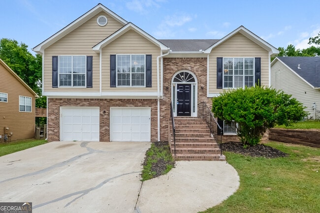 property at 2580 Riverwood SPG