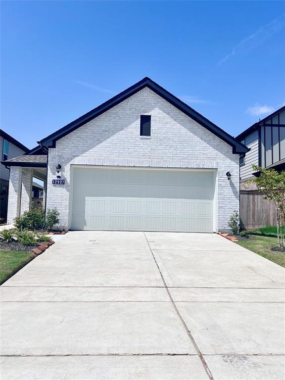 property at 12927 California Palm Ct