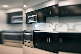 801 Pine Dr in Pompano Beach, FL - Building Photo - Building Photo