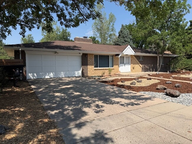 property at 1575 S Marshall St