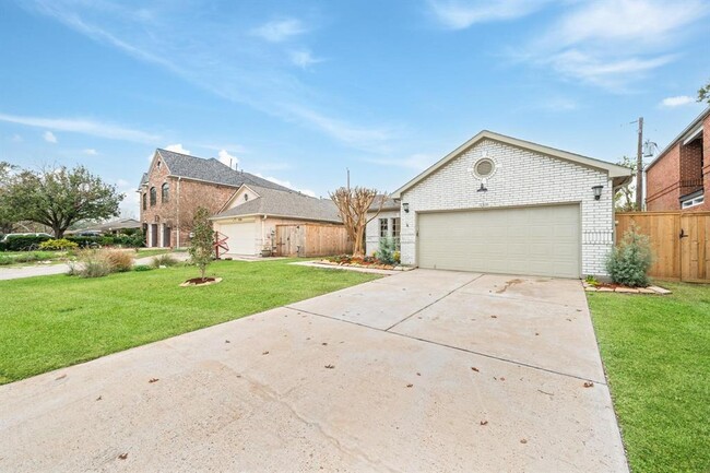 1511 Tannehill Dr in Houston, TX - Building Photo - Building Photo