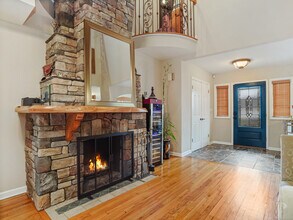 6 Tonetta Cir in Norwalk, CT - Building Photo - Building Photo