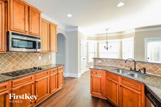 102 Birchwood Ct in Loganville, GA - Building Photo - Building Photo