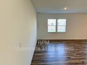 5905 Fire Opal Wy in Indianapolis, IN - Building Photo - Building Photo