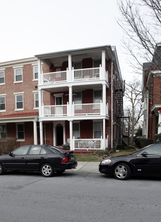 129 W Miner St in West Chester, PA - Building Photo