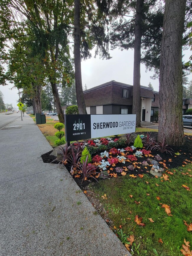 Sherwood Garden Apartments photo'