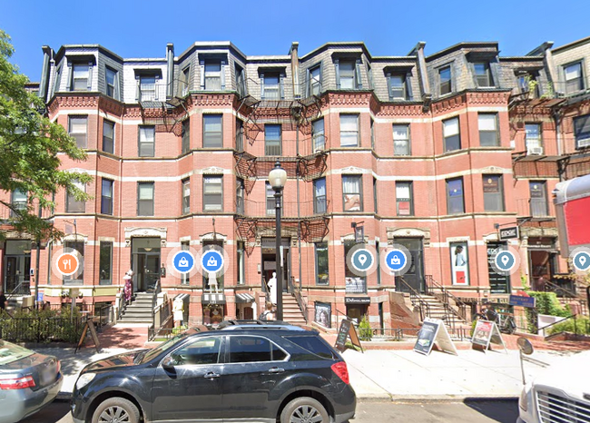 225 Newbury St, Unit 3R in Boston, MA - Foto de edificio - Building Photo