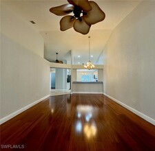 5636 Greenwood Cir-Unit -30 in Naples, FL - Building Photo - Building Photo