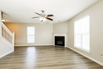 5862 Amerson Ln in Ellenwood, GA - Building Photo - Building Photo