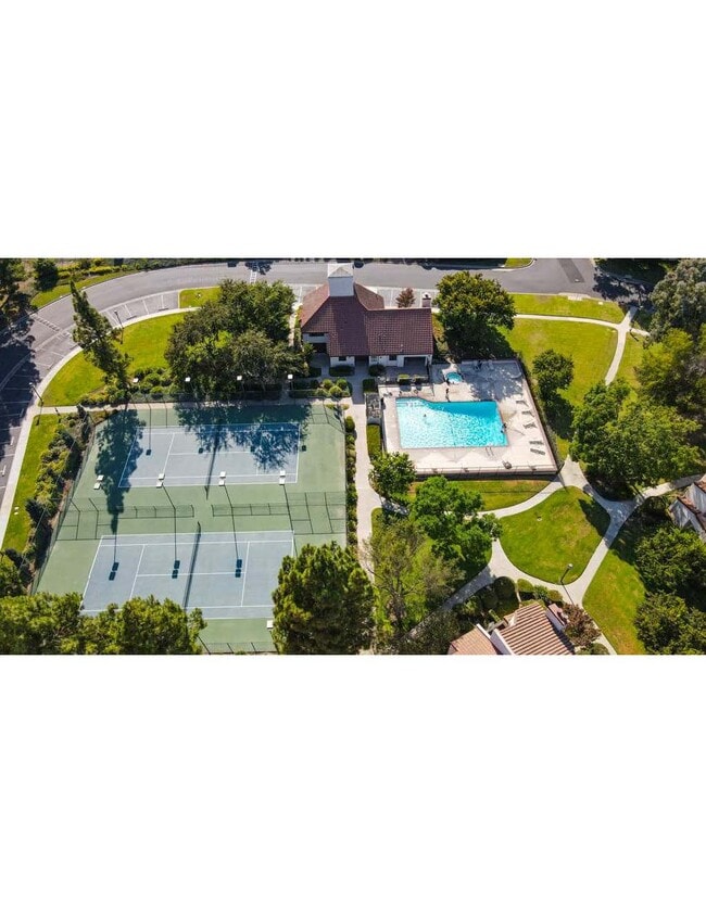 property at 1718 Sinaloa Rd