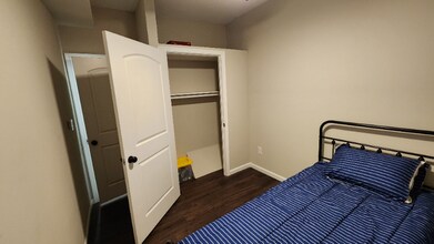 3512 Holmes Ave in Baltimore, MD - Building Photo - Building Photo