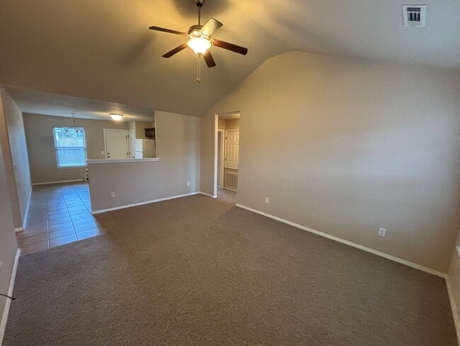 501 W Broadway St in Rogers, AR - Building Photo - Building Photo